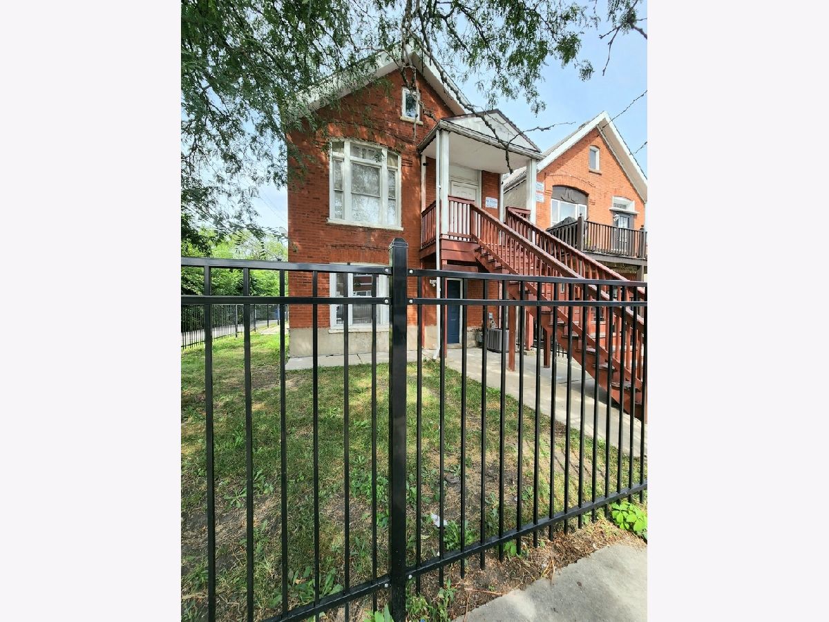  Rented Chicago Illinois, 1332 Claremont