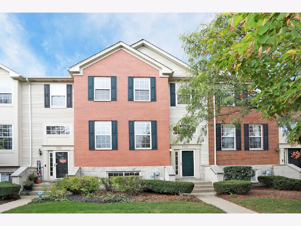  For Rent Bartlett Illinois, 753 Thornbury