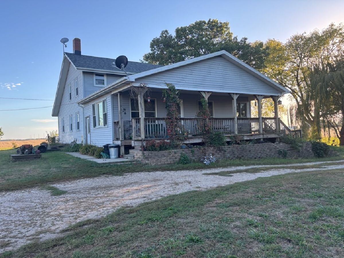  For Sale Serena Illinois, 3940 E 20th Road