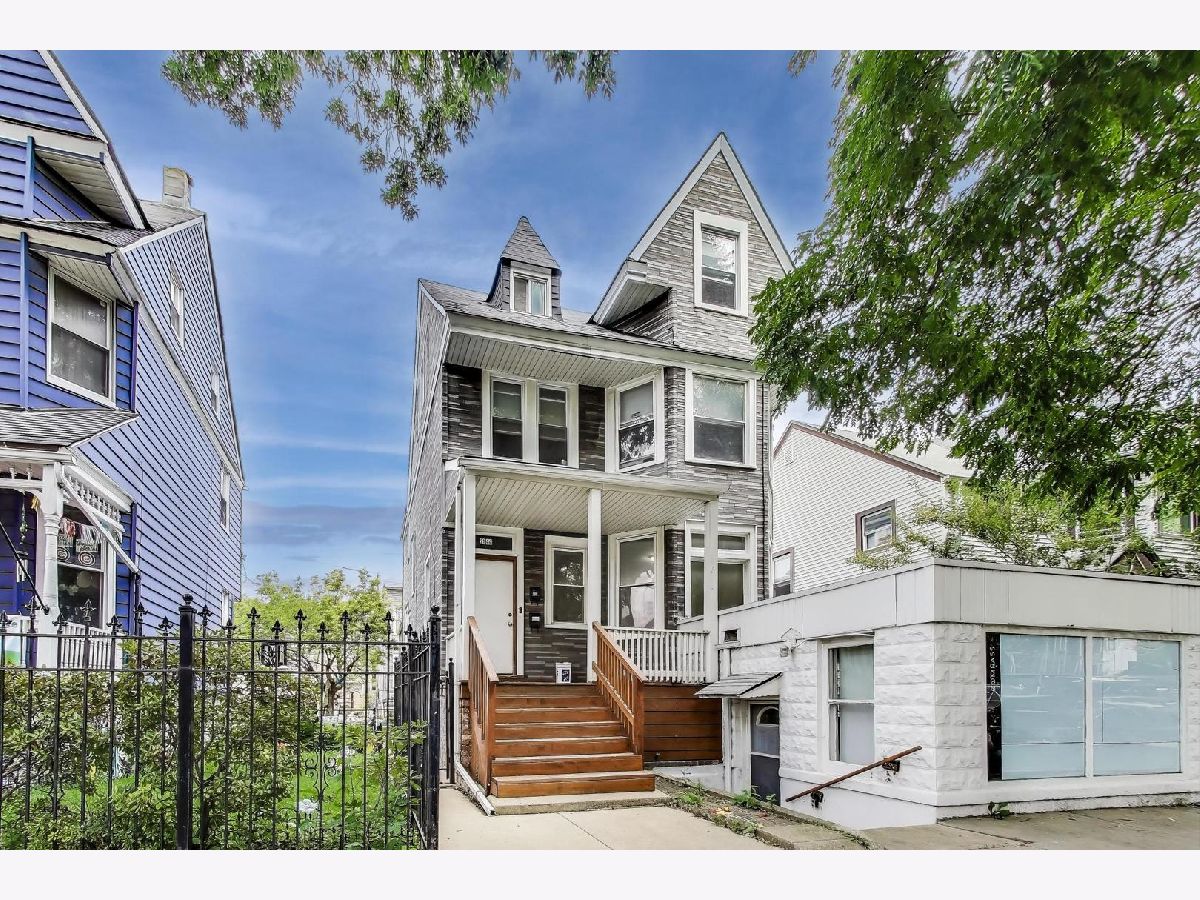  Rented Chicago Illinois, 2144 Montrose