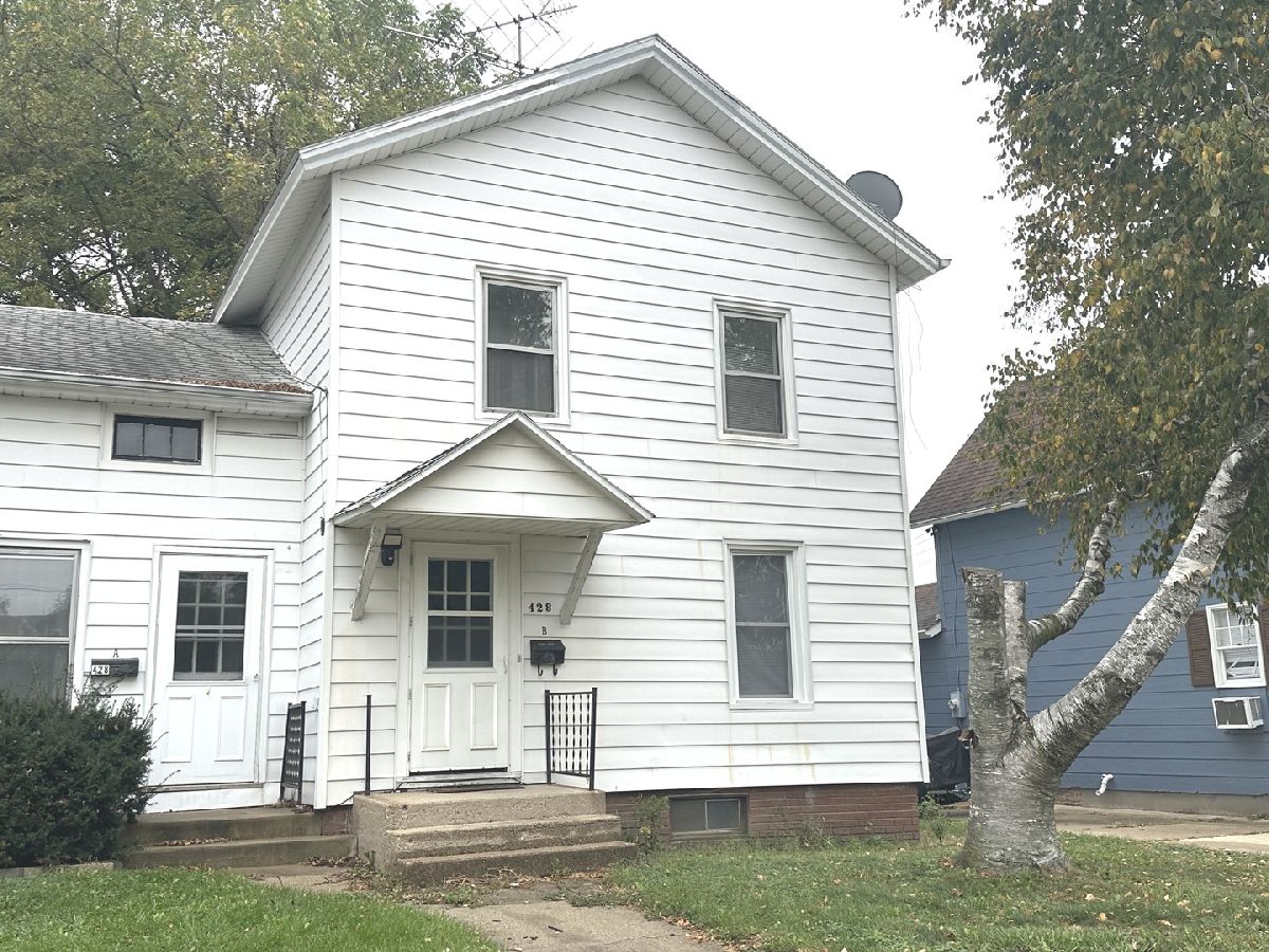  Rented Sycamore Illinois, 428 High