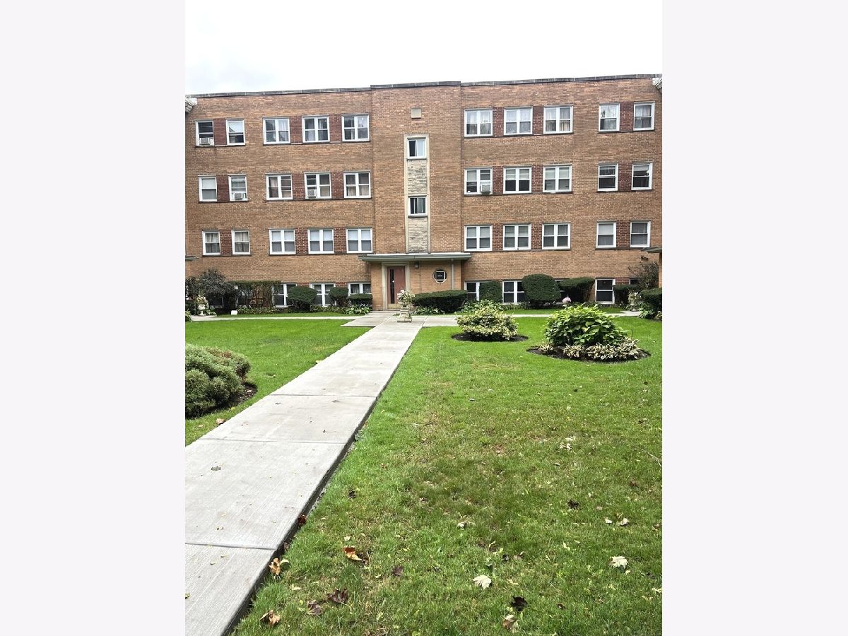 For Rent Chicago Illinois, 2431 Lunt