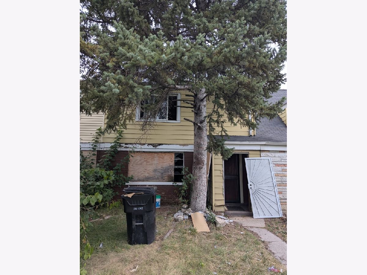  For Sale Chicago Illinois, 2242 96th Street