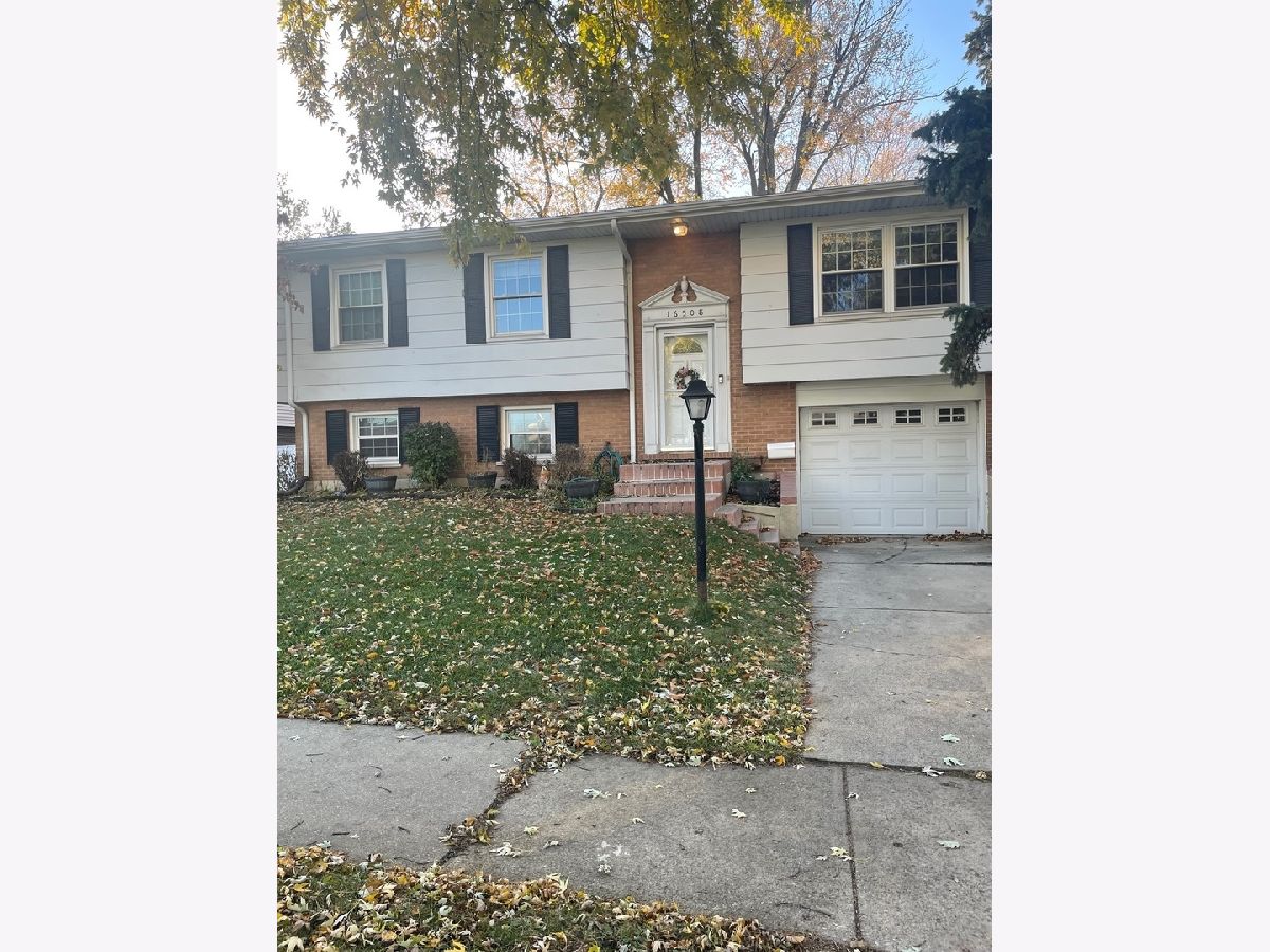  Rented Oak Forest Illinois, 16508 Brockton