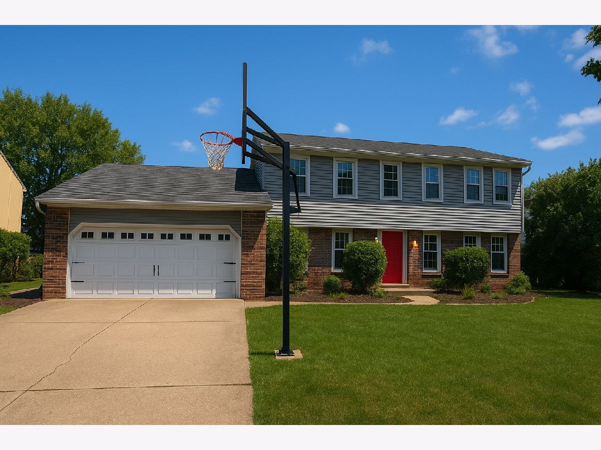 Homes For Sale Country West Shorewood Illinois, 1111 Country Drive