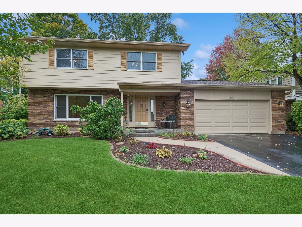  For Sale Cary Illinois, 226 Aberdeen Road