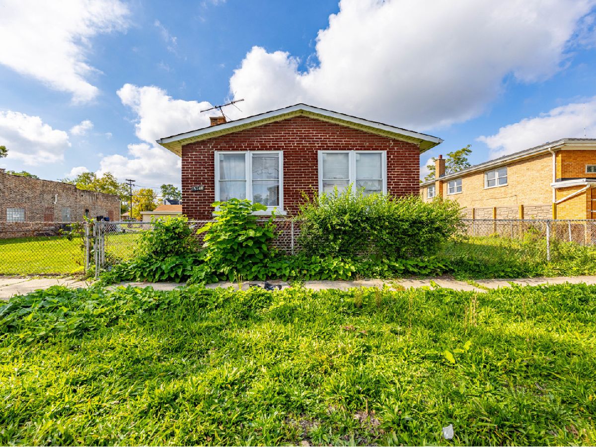  For Sale Harvey Illinois, 15740 Woodbridge Avenue