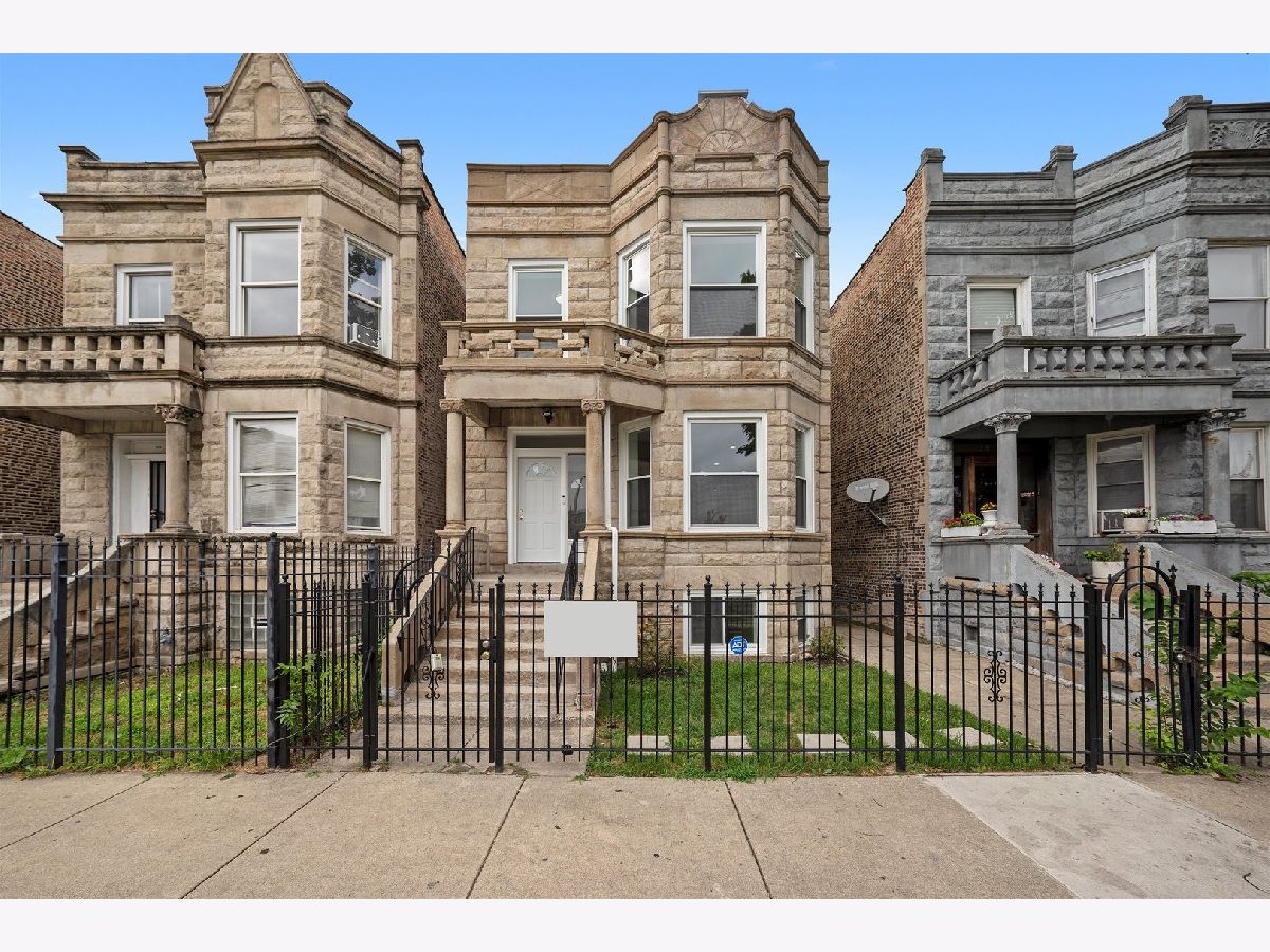  For Sale Chicago Illinois, 3916 Wilcox Street