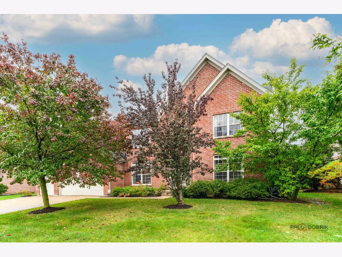  For Sale Lake Zurich Illinois, 1360 Conrad Lane