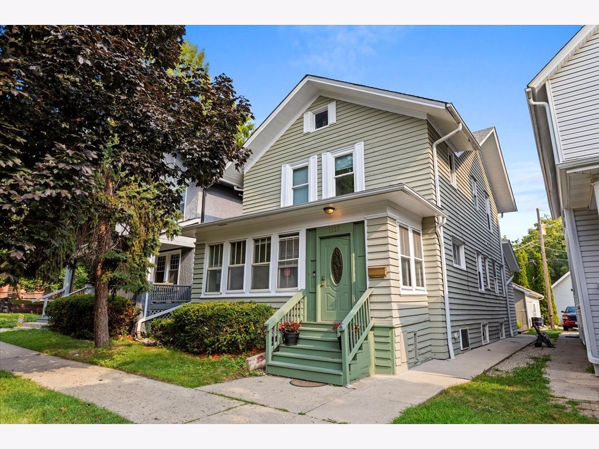 For Rent Evanston Illinois, 1117 Foster