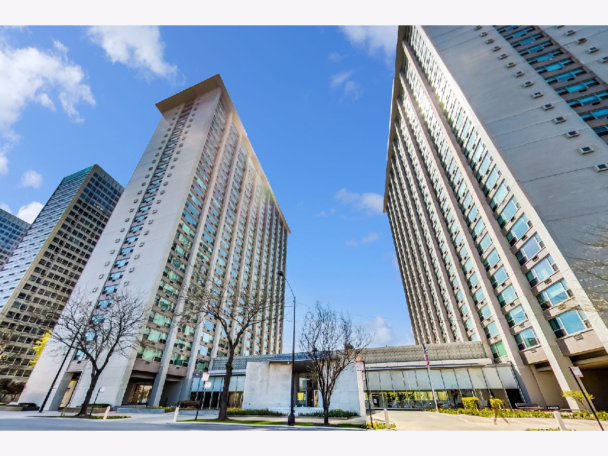  Rented Chicago Illinois, 3600 Lake Shore