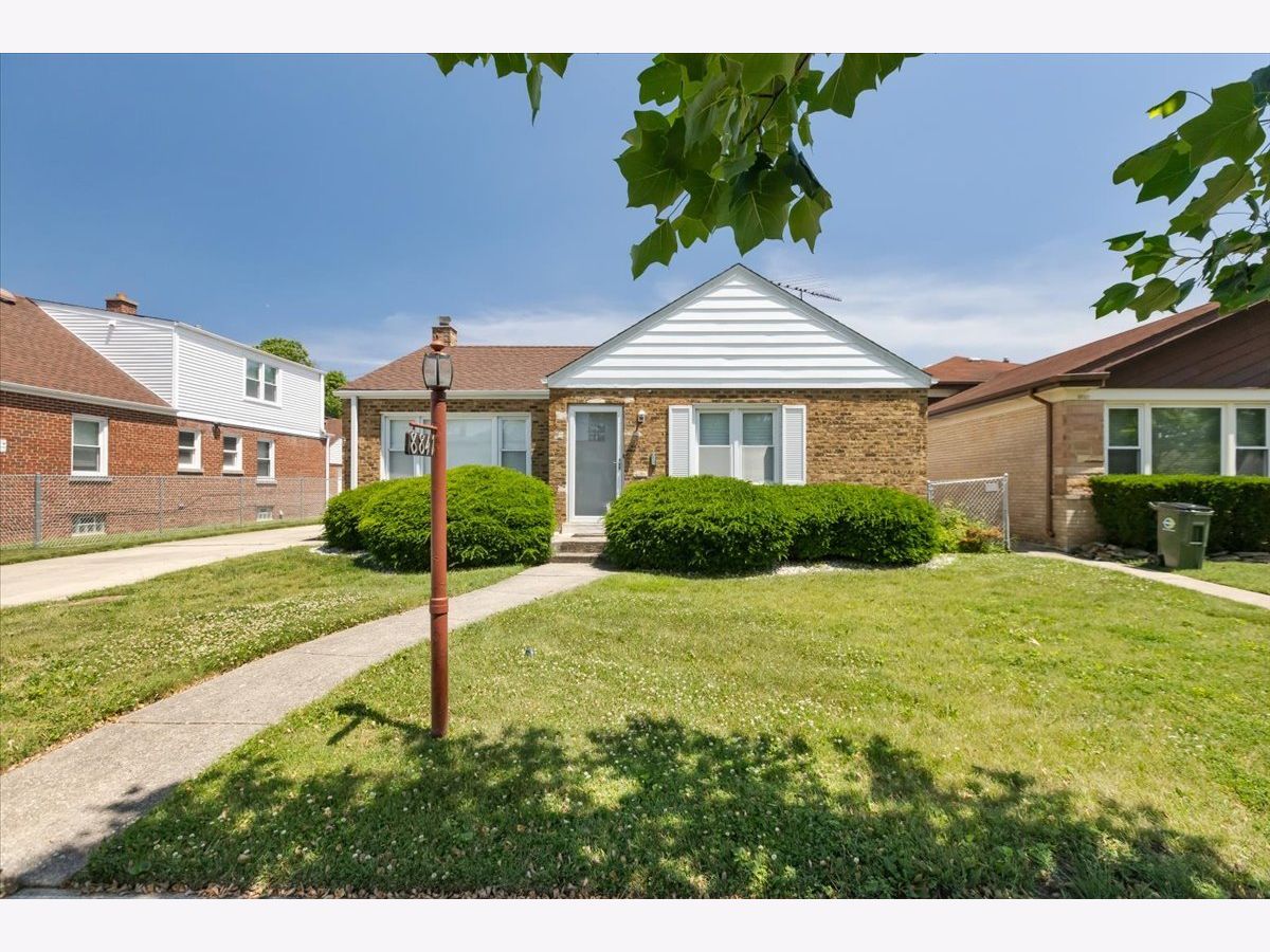 For Sale Morton Grove Illinois, 8841 Menard Avenue