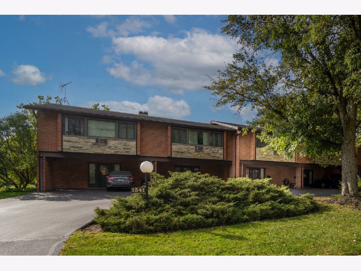  For Sale Glenview Illinois, 1341 Greenwillow Lane