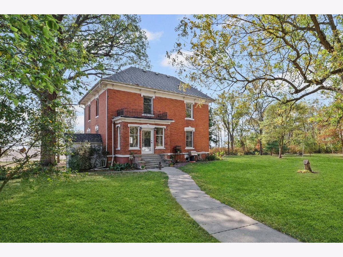  For Sale Gifford Illinois, 2246 County Road 3300