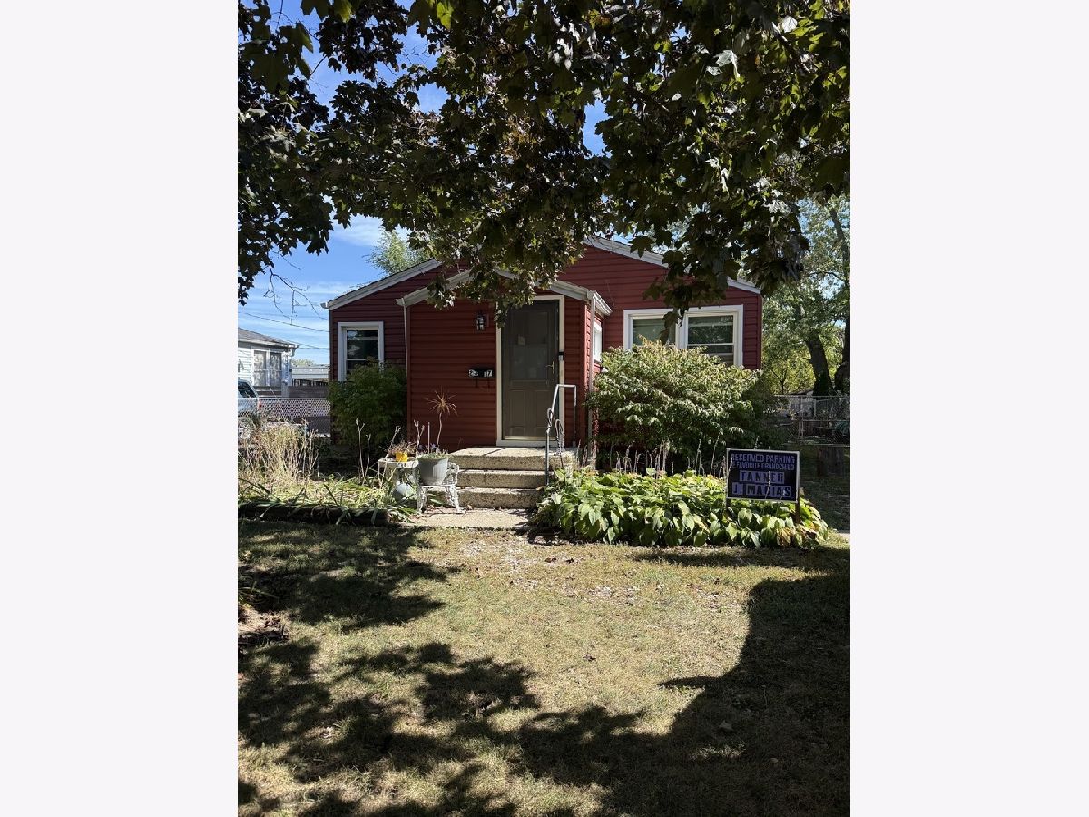  Sold Zion Illinois, 2317 Gideon