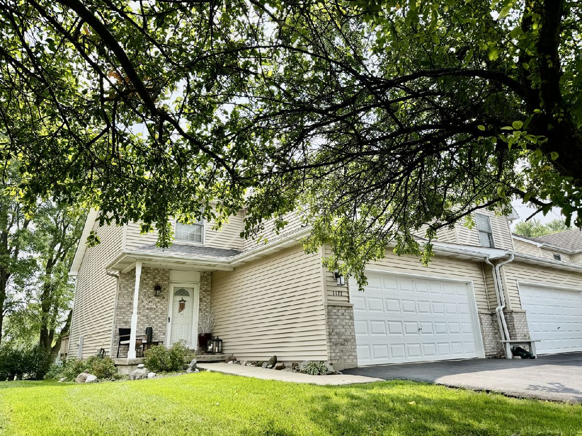 Townhomes For Sale Greenview Townhomes Dekalb Illinois, 1177 Golf Court
