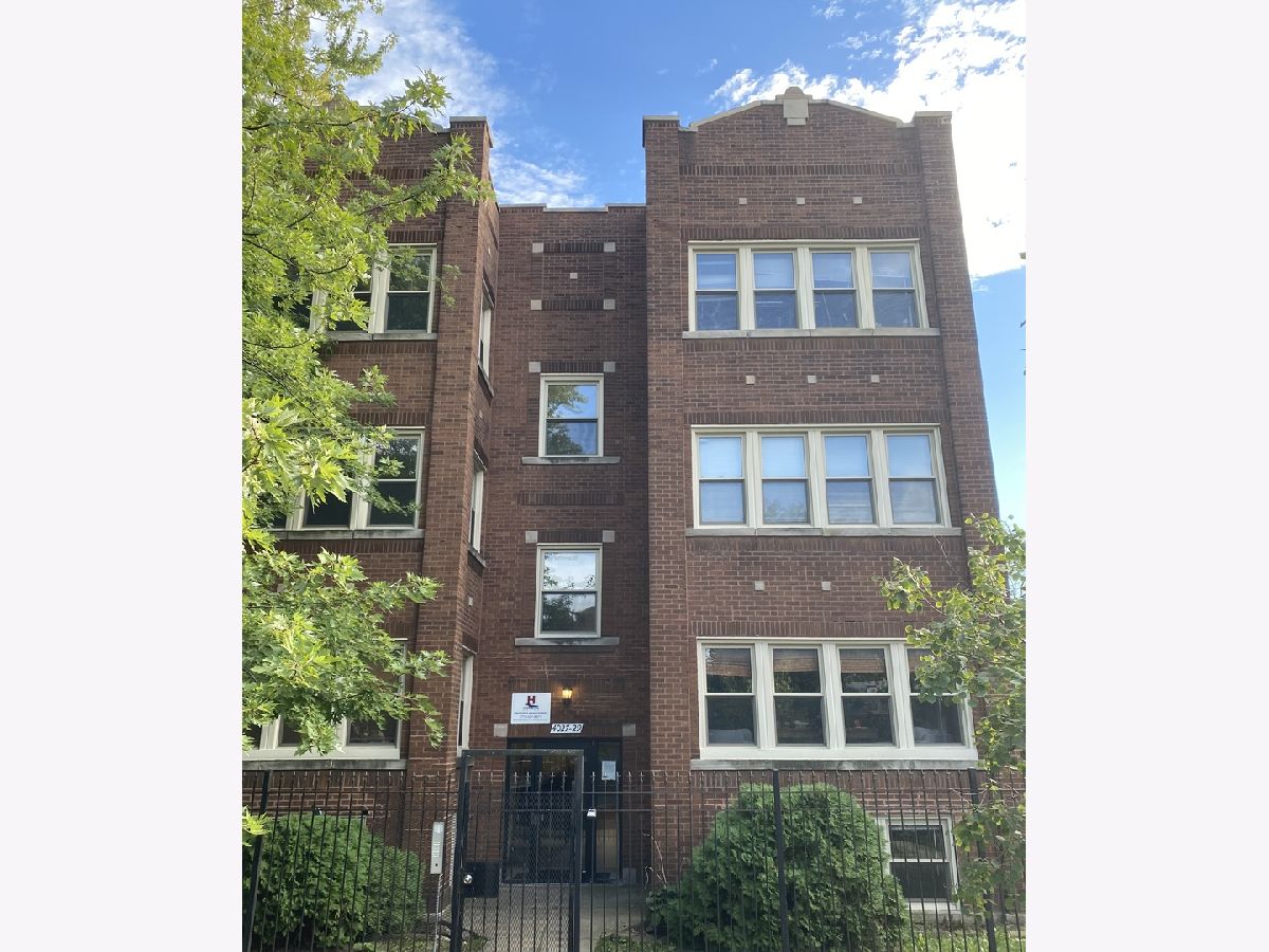 For Sale Chicago Illinois, 4029 Crystal Street