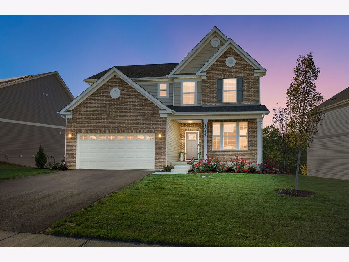 Homes For Sale Sheldon Woods Mundelein Illinois, 1044 Joice Lane