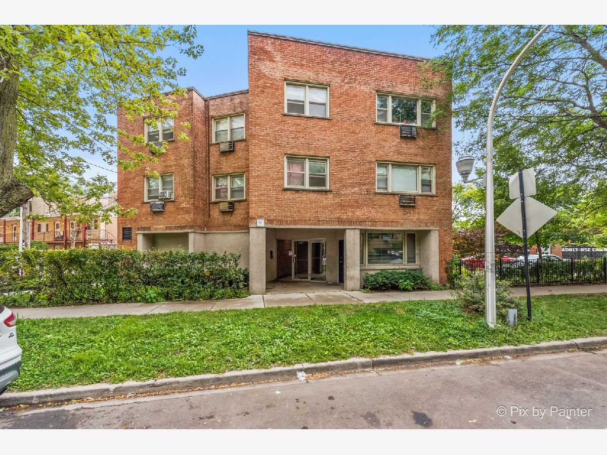 Rented Chicago Illinois, 7319 Rogers