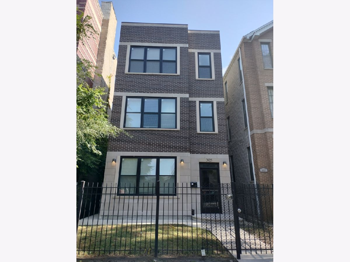 For Rent Chicago Illinois, 3925 Indiana
