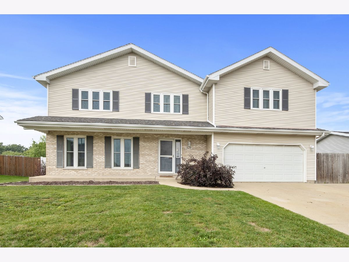  For Sale Peotone Illinois, 520 Hickory Lane