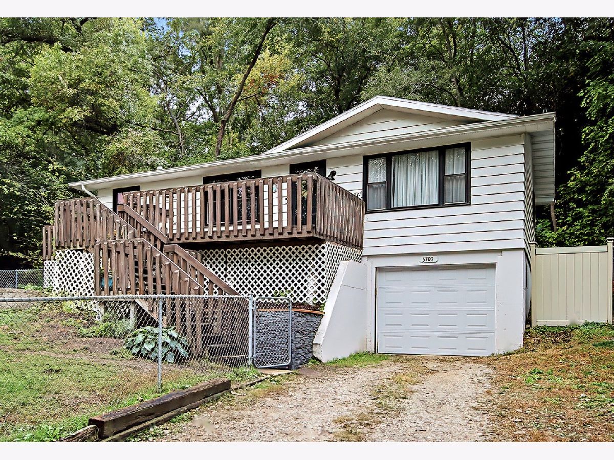  For Sale Mchenry Illinois, 5703 Fox Lake Road