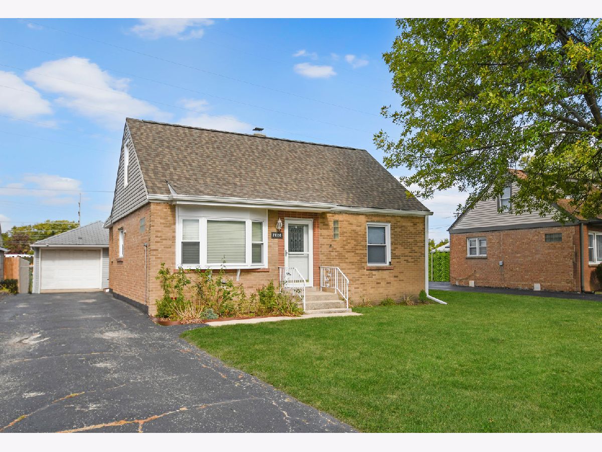 For Sale Bridgeview Illinois, 7828 Suburban Lane