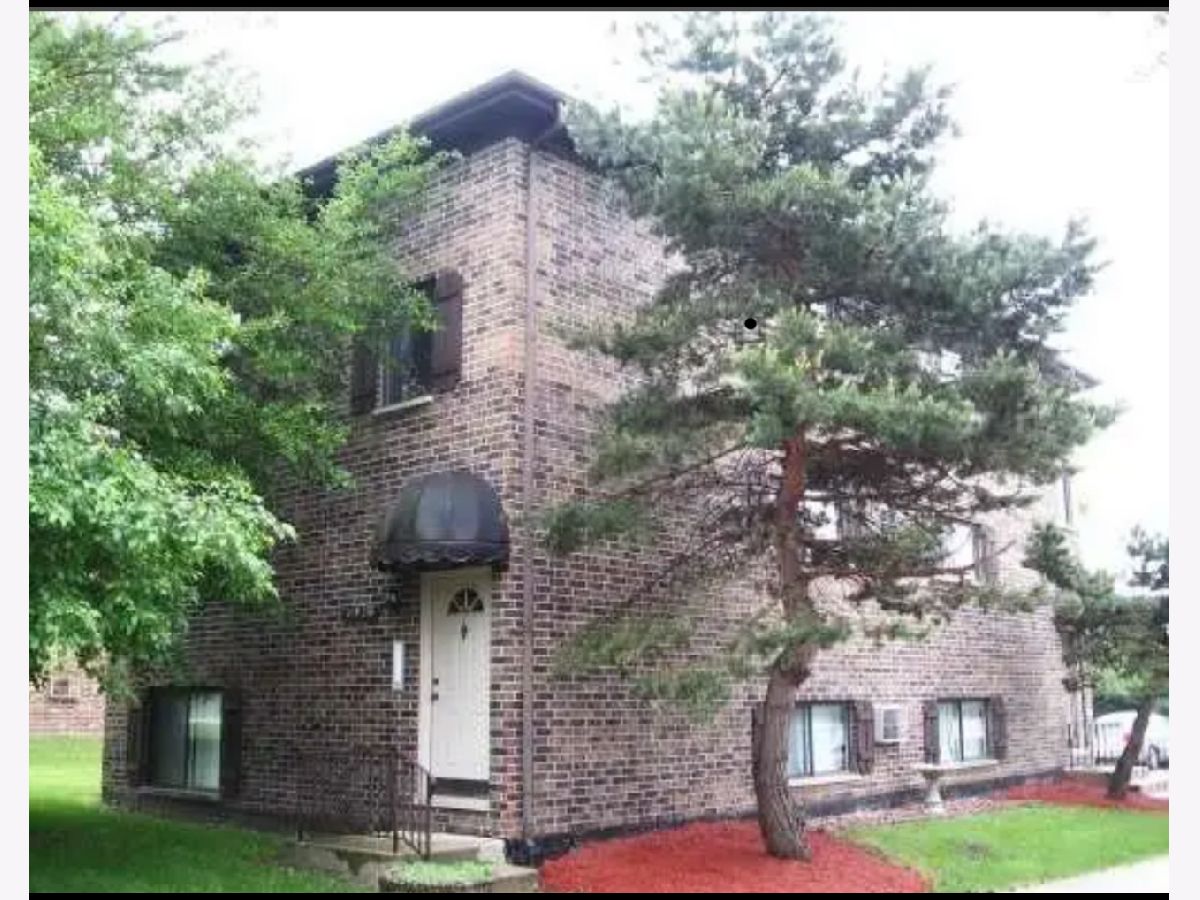 For Rent Itasca Illinois, 21W276 Tee