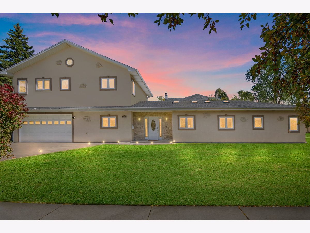 Homes & Condos & Townhomes For Sale Weathersfield Schaumburg Illinois, 227 Walnut Lane