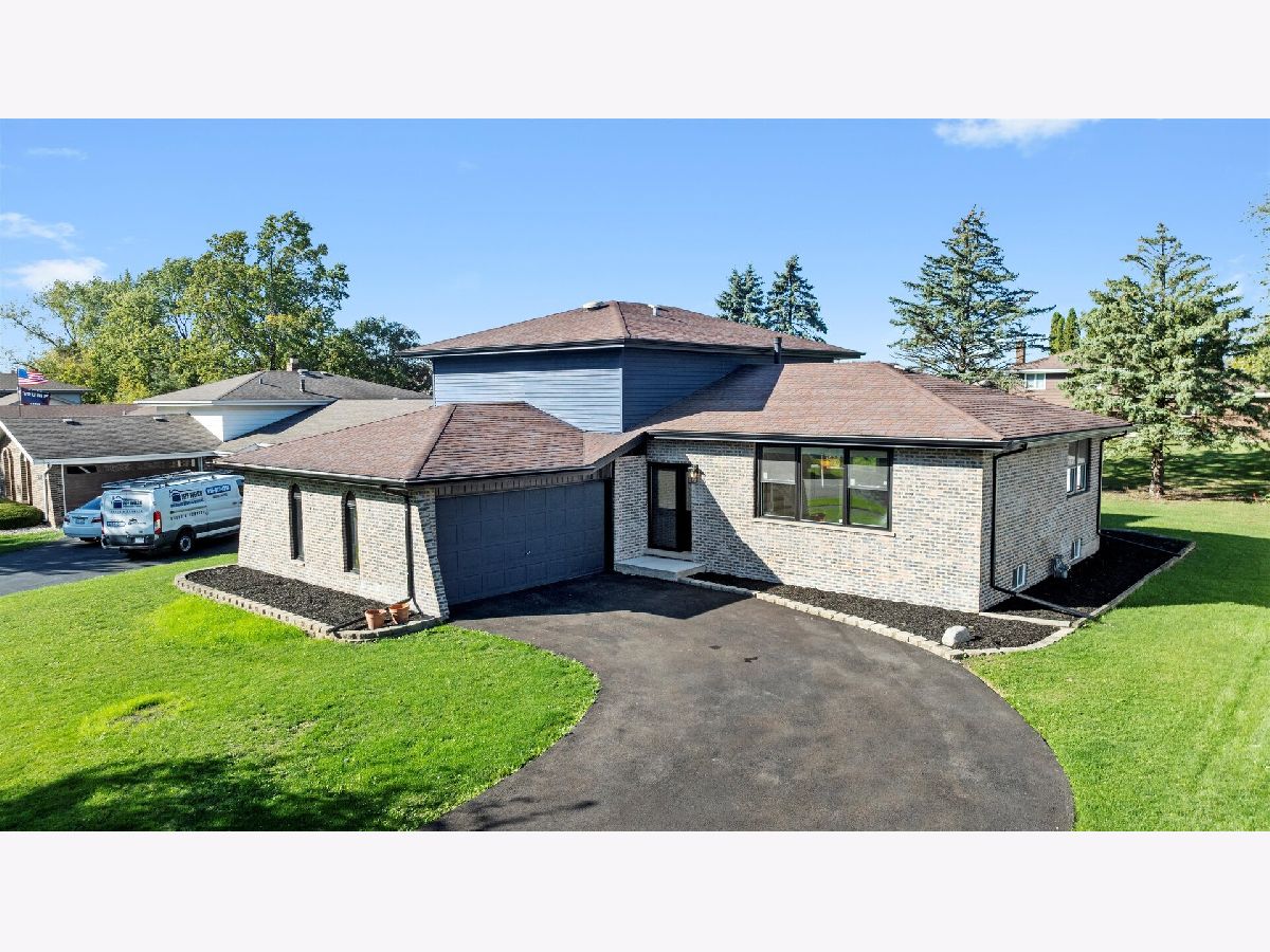  For Sale Beecher Illinois, 513 Chestnut Lane