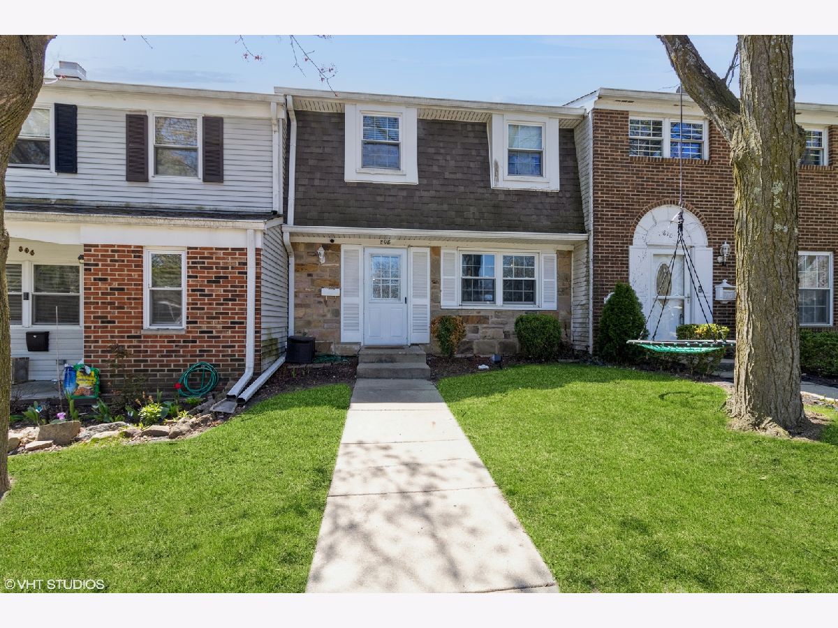  For Sale Schaumburg Illinois, 808 Bishop Court