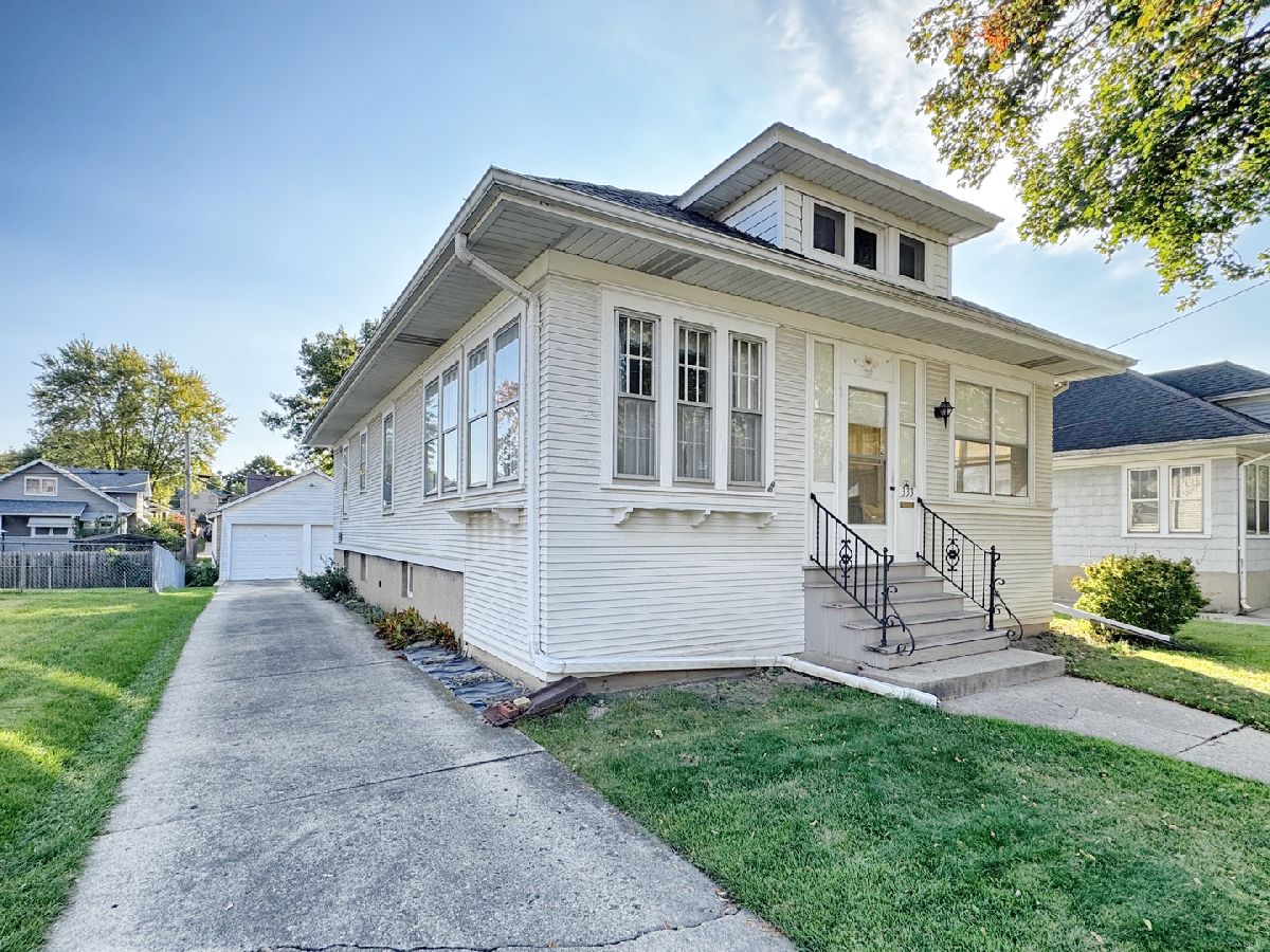  For Sale Elgin Illinois, 333 Elm Street