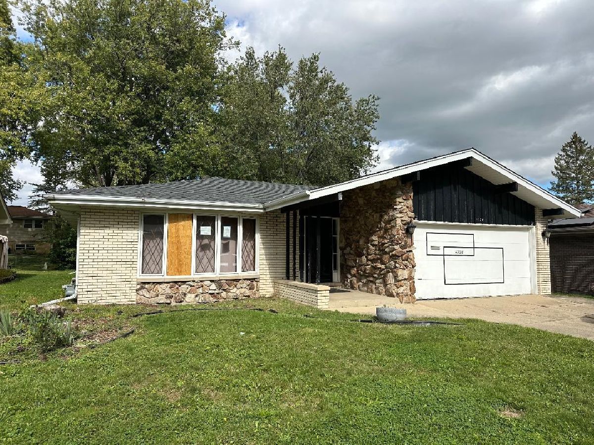  For Sale Matteson Illinois, 4228 Applewood Lane
