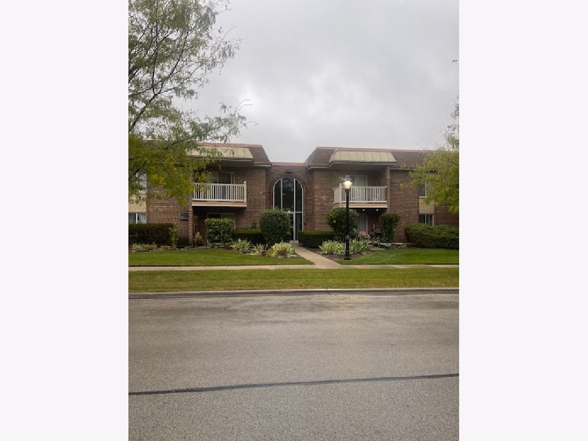  For Rent Arlington Heights Illinois, 902 Alleghany