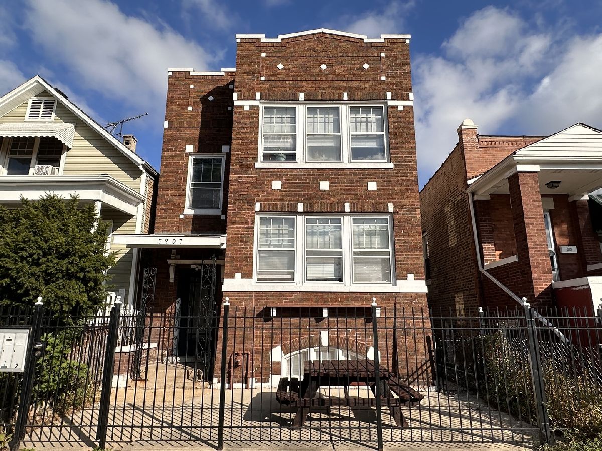  For Sale Chicago Illinois, 5207 Artesian Avenue
