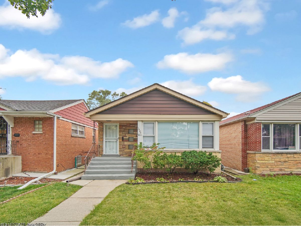  For Sale Riverdale Illinois, 14430 Lowe Avenue