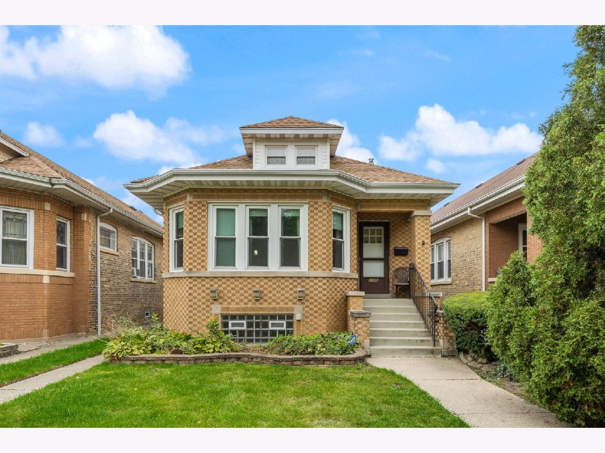 For Sale Chicago Illinois, 2735 Mango Avenue