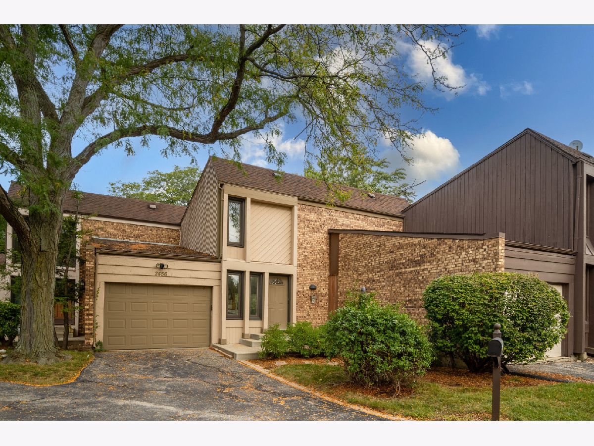  For Rent Northbrook Illinois, 2456 Cobblewood