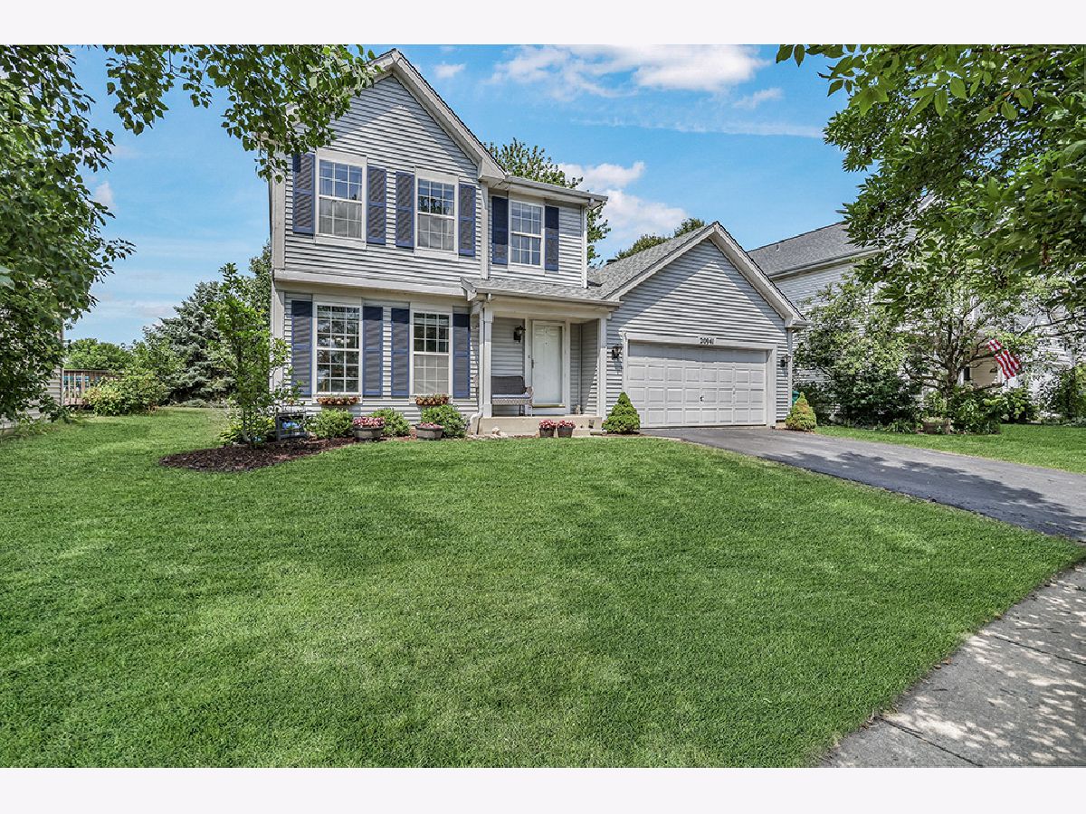 Homes & Townhomes For Sale Lakewood Falls Plainfield Illinois, 20941 Ardmore Circle