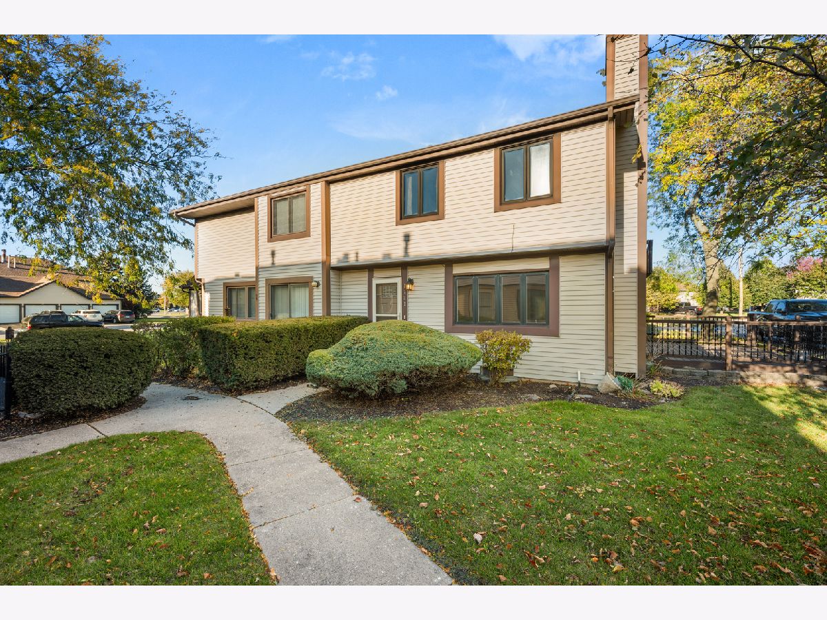 For Sale Sycamore Illinois, 1721 Cedarbrook Court