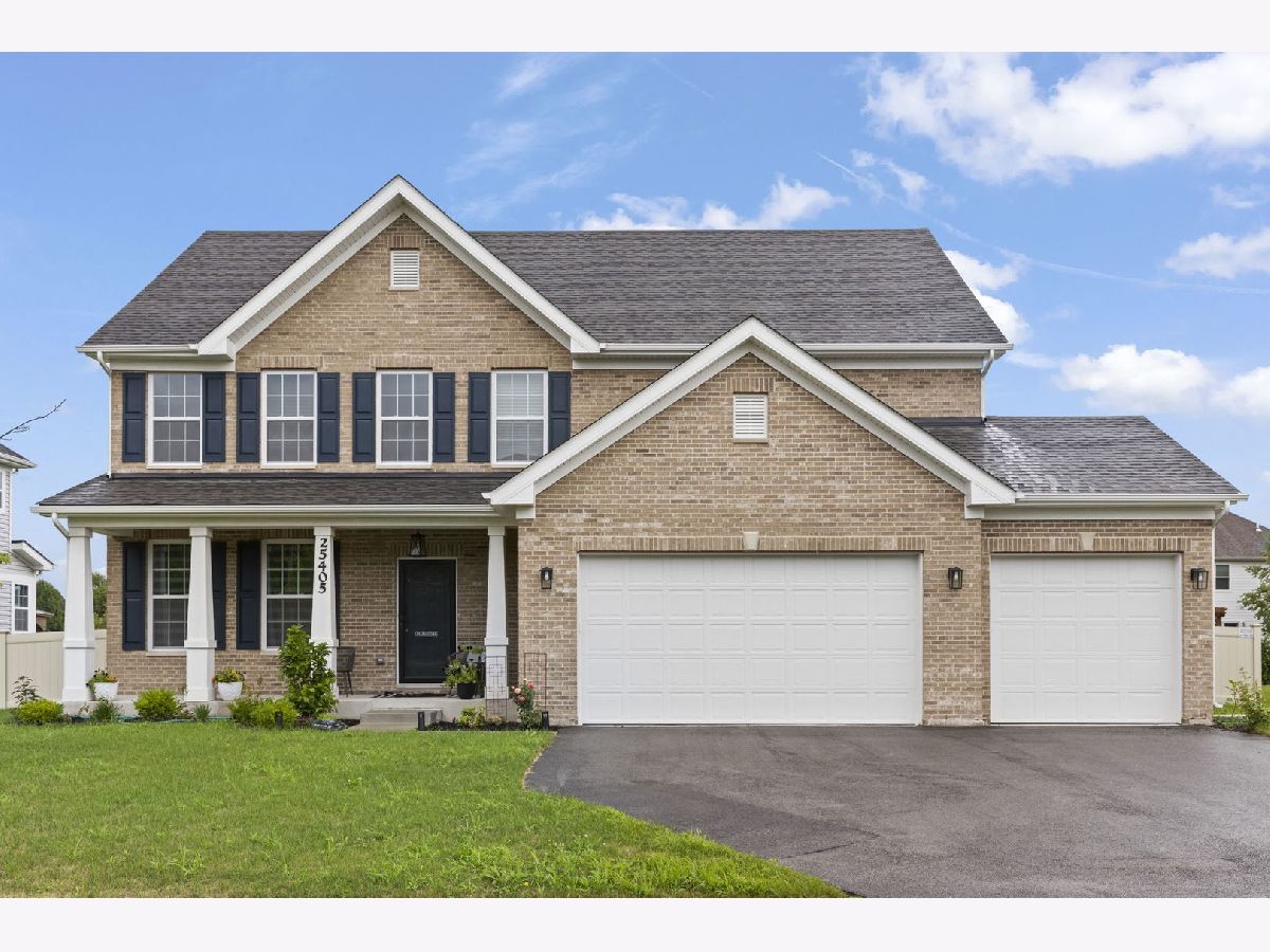 Homes For Sale Springbank Plainfield Illinois, 25405 Rock Drive