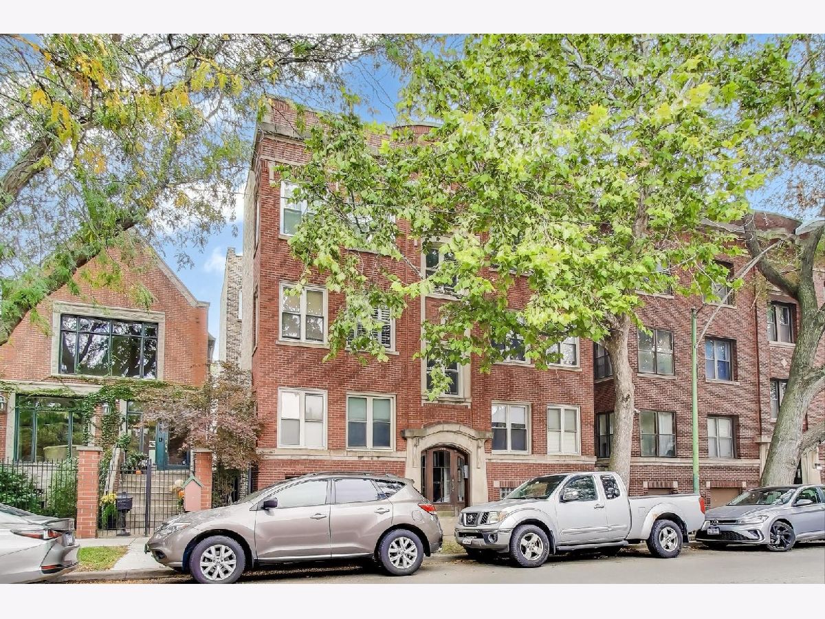  For Sale Chicago Illinois, 1906 Byron Street