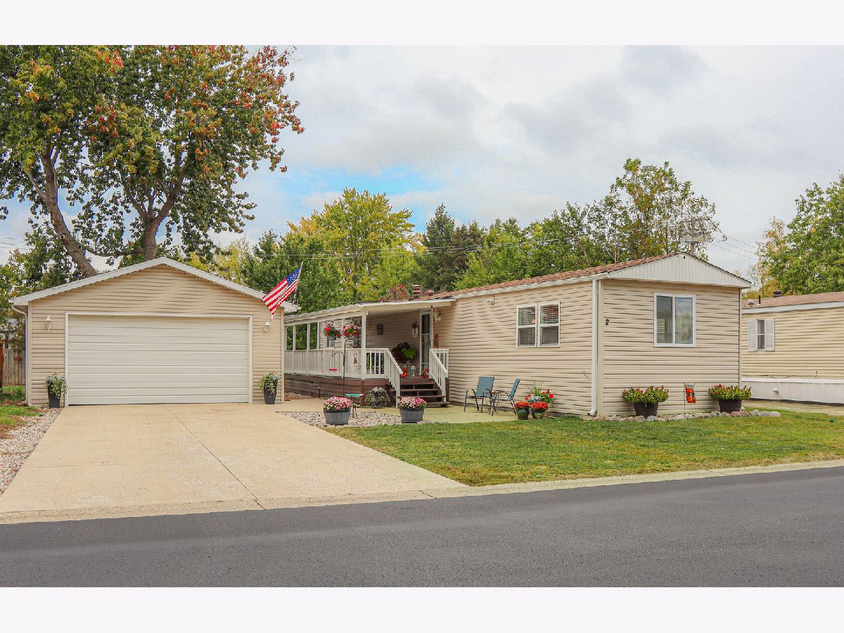  For Sale Sandwich Illinois, 2 Countryside Estates Drive