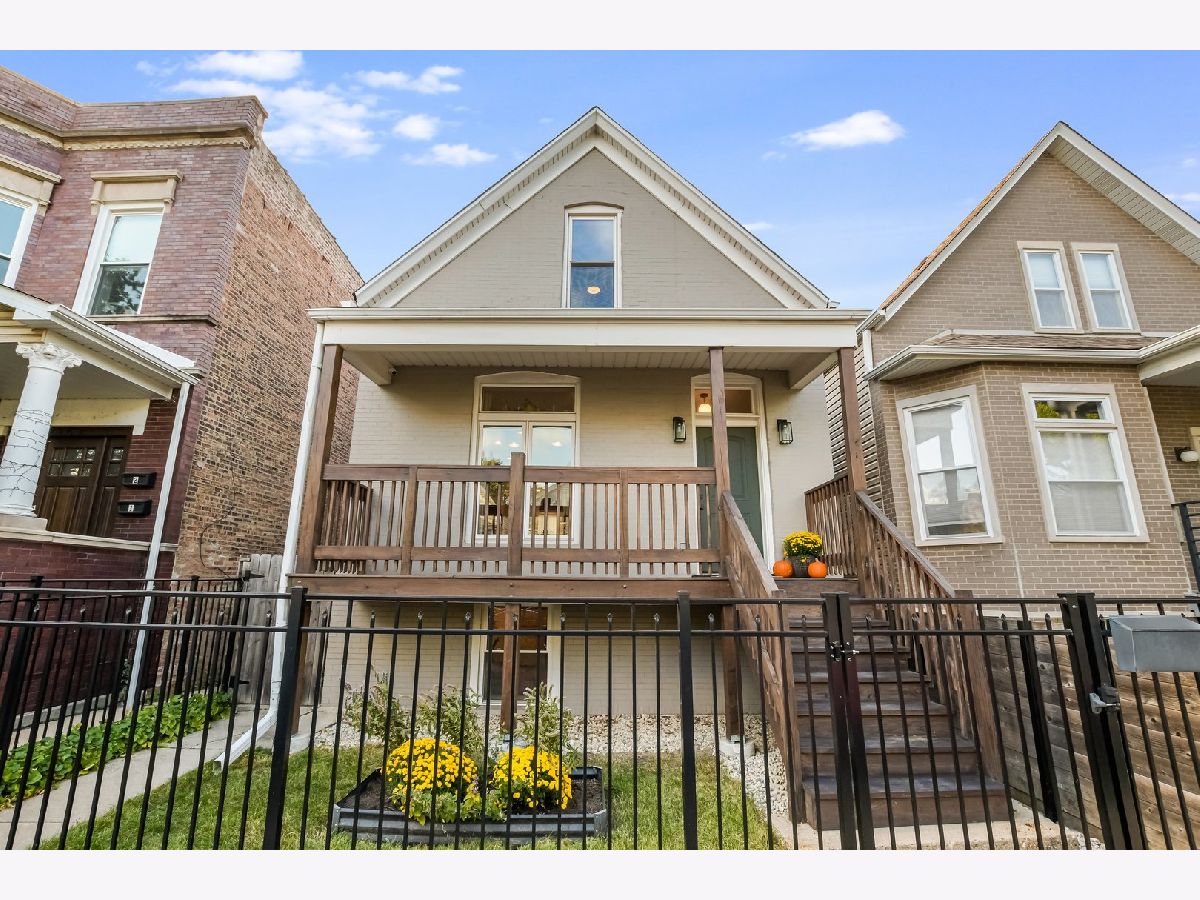  For Sale Chicago Illinois, 2964 Wisner Avenue