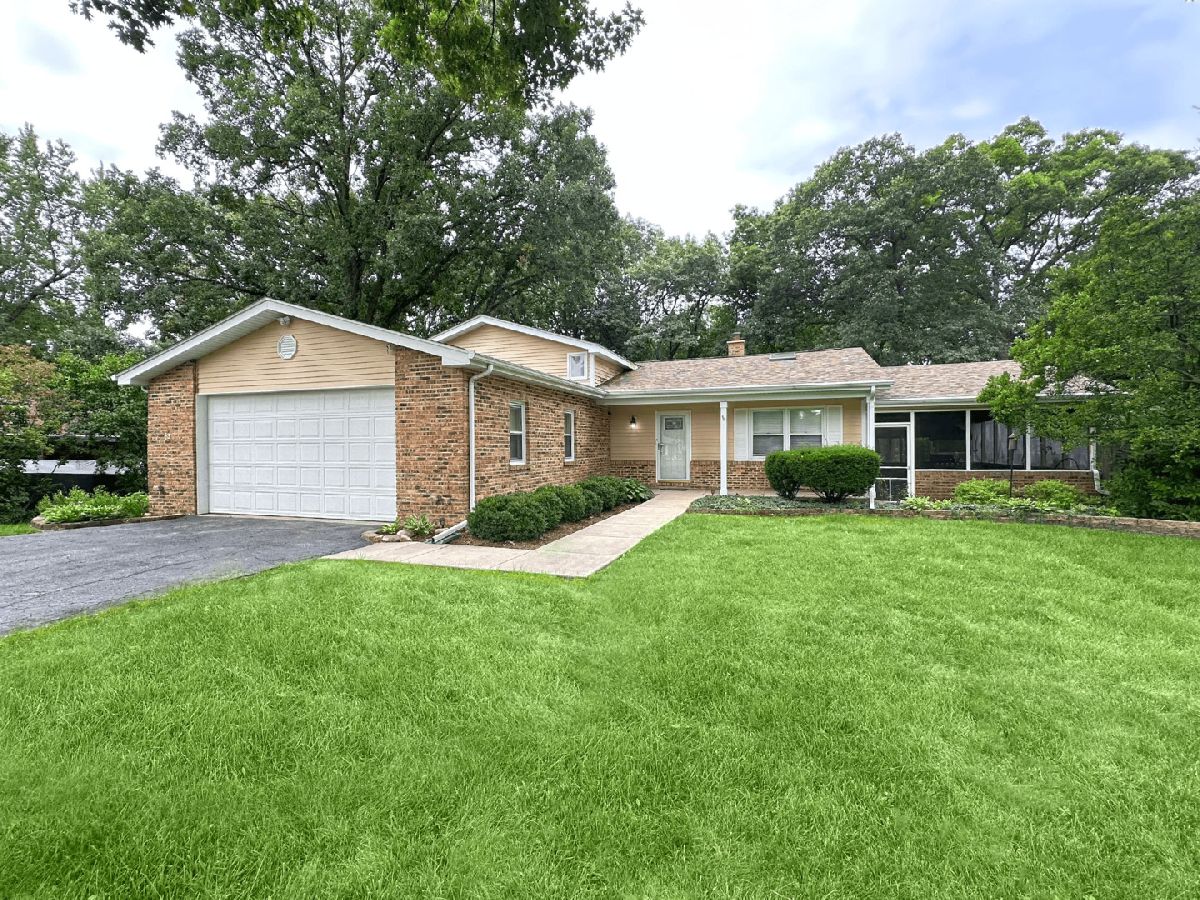 Homes For Sale Oak Meadows West Chicago Illinois, 30W359 Wiant Road