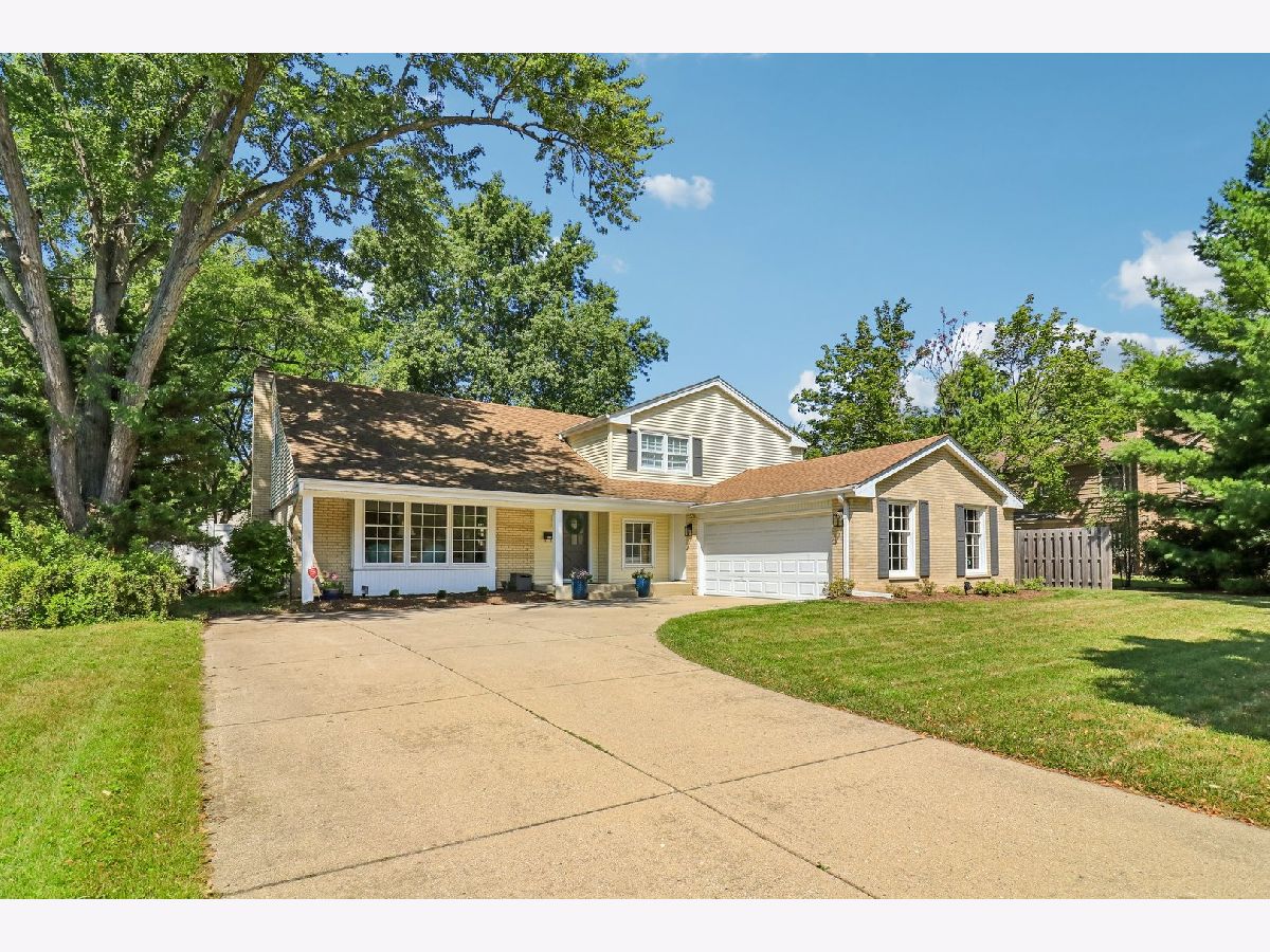 Homes For Sale Reseda West Palatine Illinois, 938 Marsha Drive