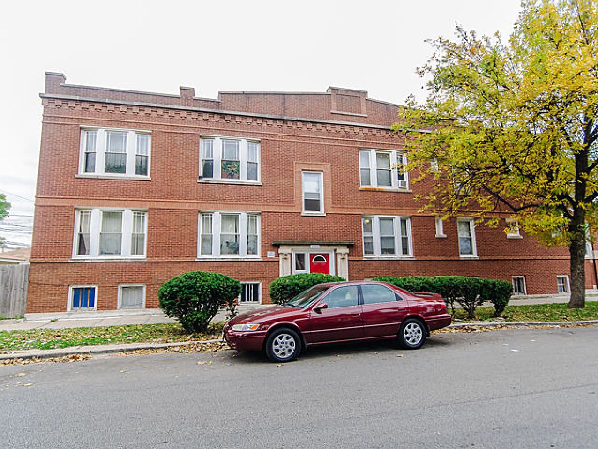  Rented Chicago Illinois, 3853 Palmer