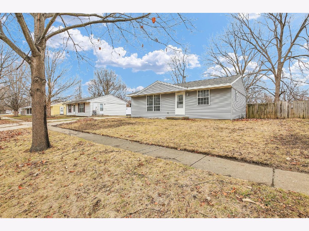  For Sale Champaign Illinois, 3206 York Drive