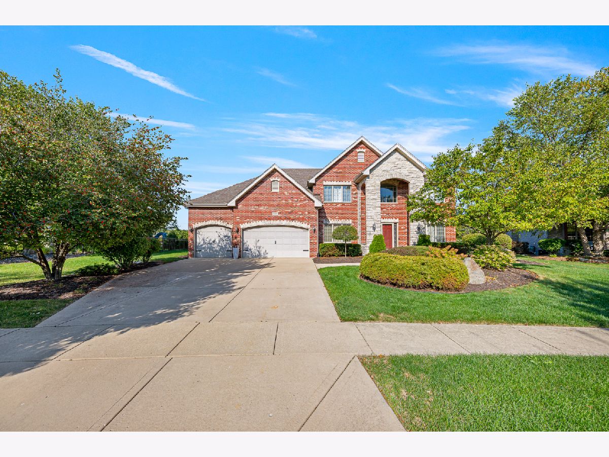  For Sale New Lenox Illinois, 1990 Edgeview Drive