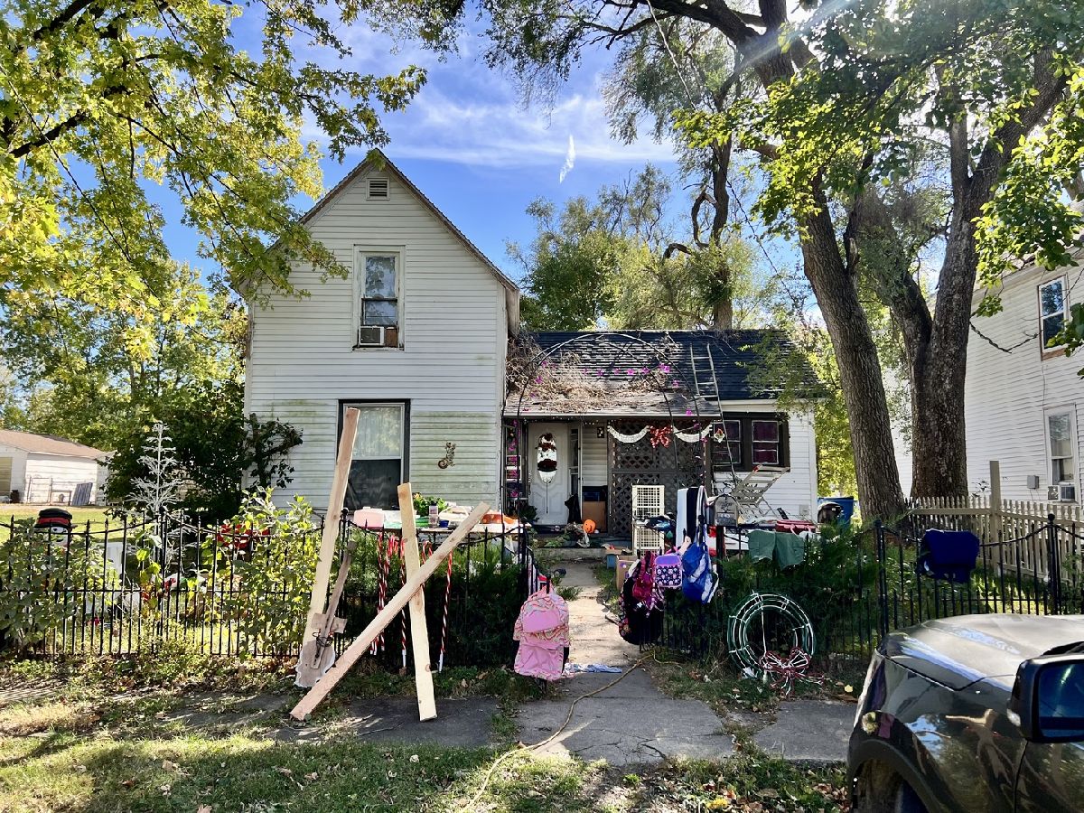  For Sale Hoopeston Illinois, 843 Seminary Avenue